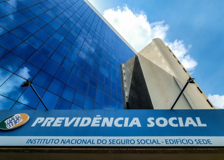 PF indicia 48 suspeitos em esquema de descontos indevidos contra aposentados do INSS