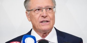 PSB formaliza chapa com Lula e oficializa nome de Geraldo Alckmin para a vice-presidência