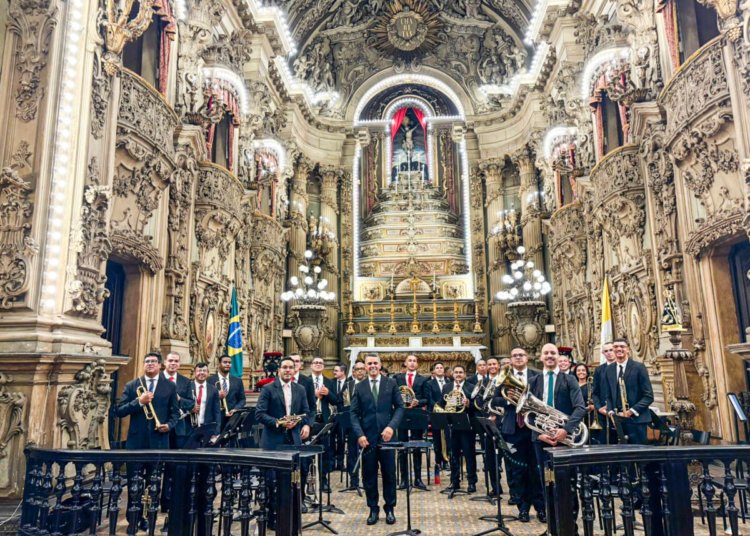 Rio Brass Band antecipa conferência internacional com concerto em igreja histórica no Rio