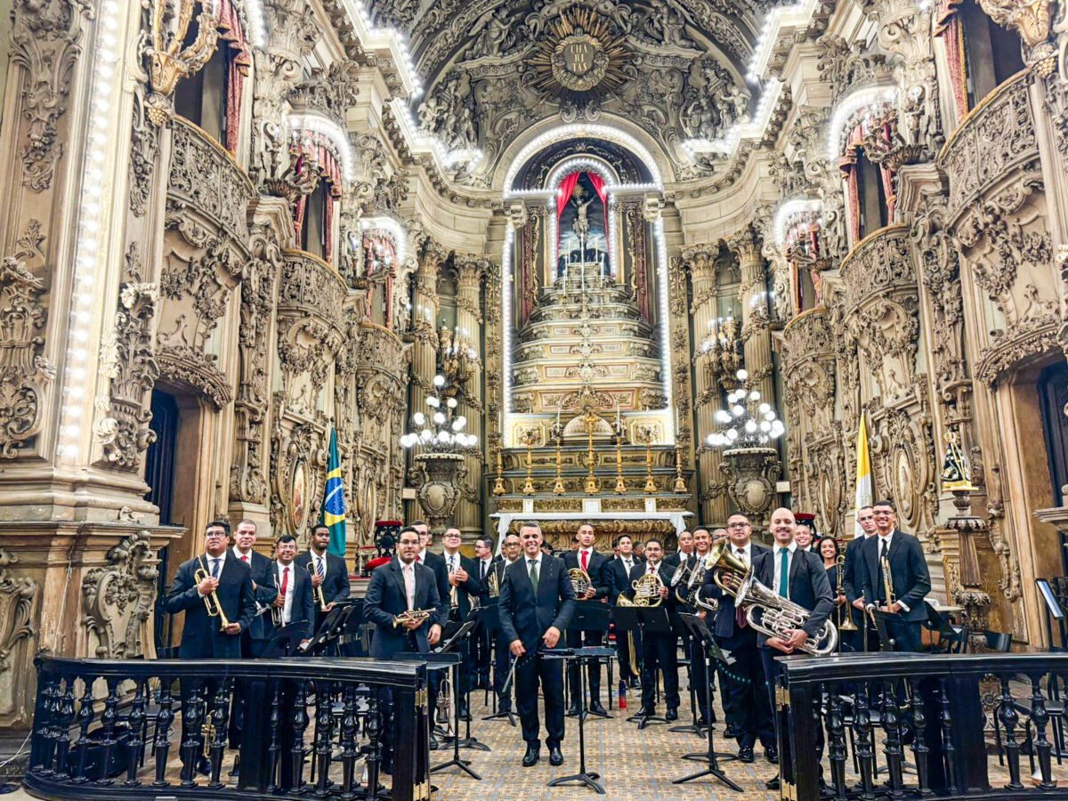 Rio Brass Band antecipa conferência internacional com concerto em igreja histórica no Rio