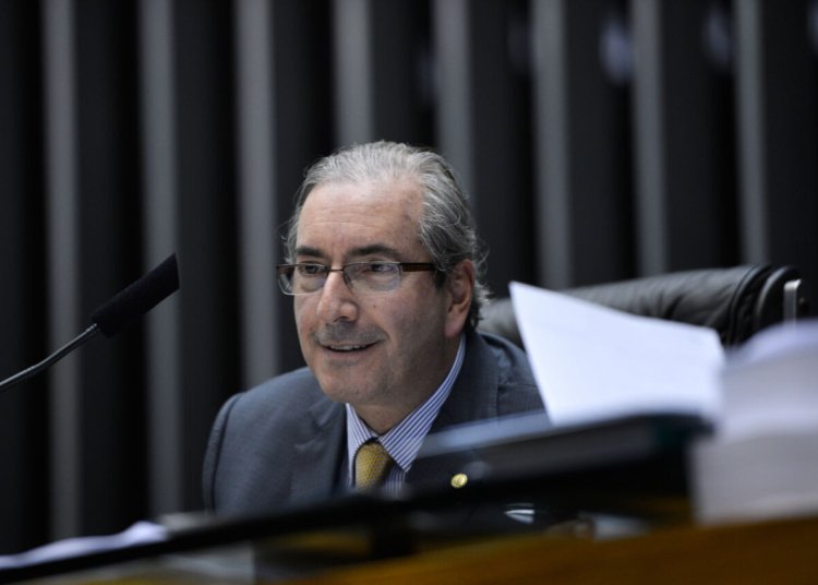 STF bloqueia R$ 6 milhões de Eduardo Cunha por suspeita de ingerência em verbas públicas