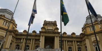 STF define data para decidir destino do governo fluminense após cassação de Cláudio Castro