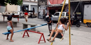 Governo do Rio oficializa estruturas para retomar controle de territórios dominados pelo crime