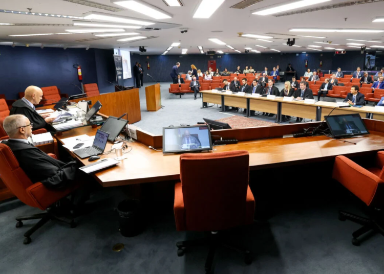 Alexandre de Moraes questiona eficácia de penas elevadas contra facções criminosas