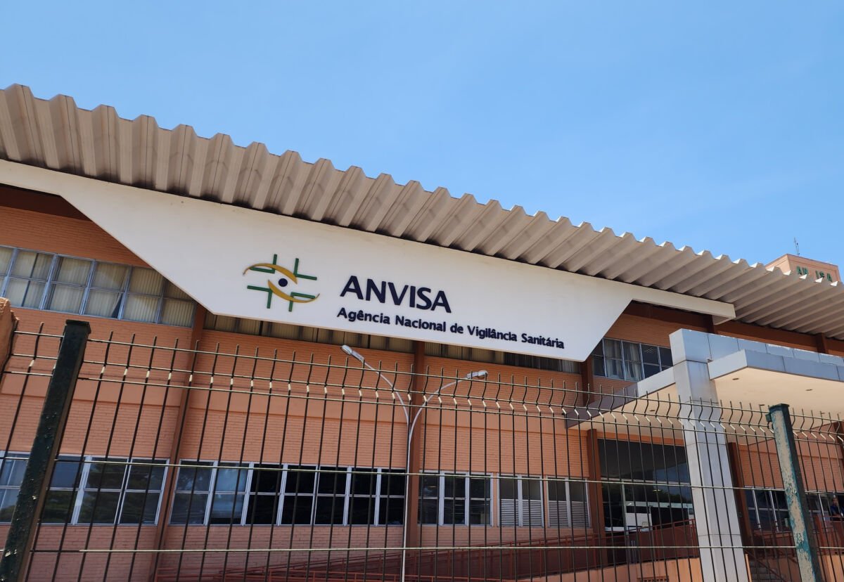 Anvisa proíbe comercialização de itens de higiene e cosméticos por falta de registro