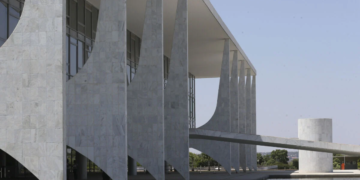 Atribuições de presidente e governador definem o futuro do comando executivo em 2026