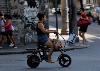Bicicletas elétricas e ciclomotores superam marca de 280 mil veículos nas ruas brasileiras