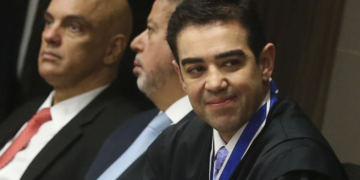 Bruno Dantas formaliza renúncia como ministro do TCU para seguir na iniciativa privada