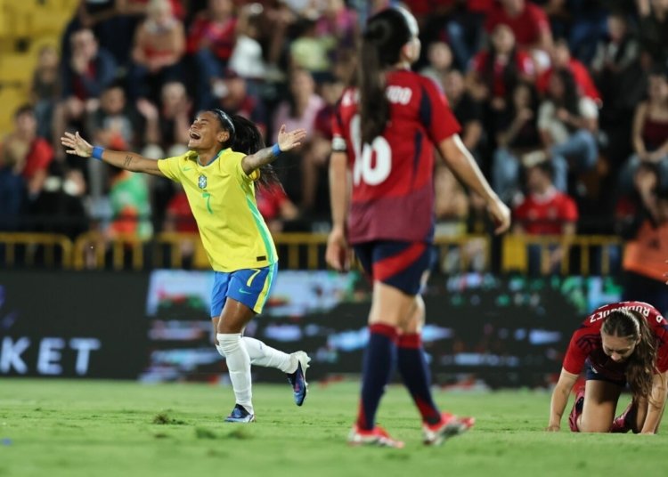 Câmara dos Deputados estabelece novas diretrizes para o fortalecimento do futebol feminino