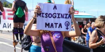 Câmara Municipal é o palco central da violência política contra mulheres no Brasil