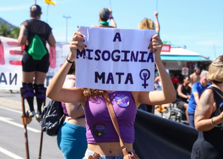 Câmara Municipal é o palco central da violência política contra mulheres no Brasil