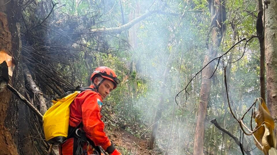 Colombianas mortas em queda de helicóptero no Rio eram avó, mãe e filha