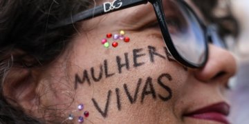 Delegacias do Rio terão Salas Lilás para acolher vítimas de violência de gênero