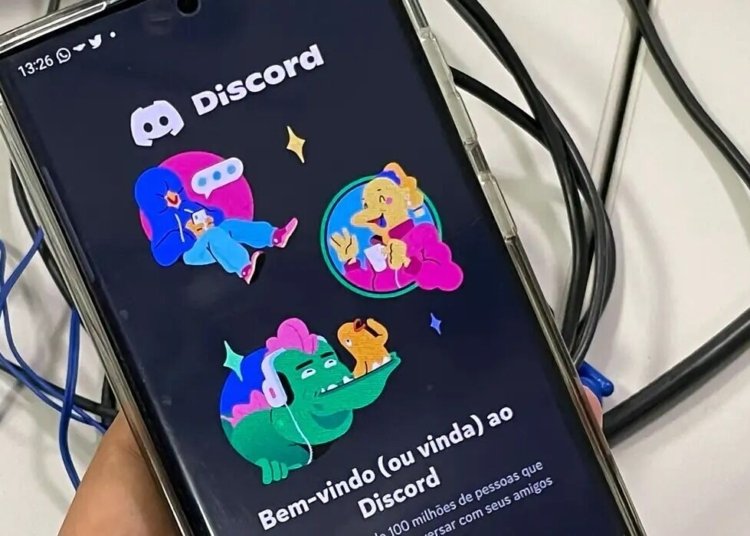 Discord e Telegram enfrentam sanções após morte de menina induzida ao suicídio em live