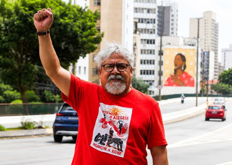 Edmilson Costa assume candidatura presidencial pelo PCB com foco no debate econômico