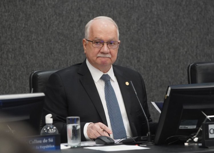 Edson Fachin propõe normas rígidas contra conflitos de interesse na magistratura nacional