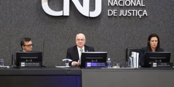 Fachin propõe regras contra conflito de interesses de juízes e monitoramento de parentes