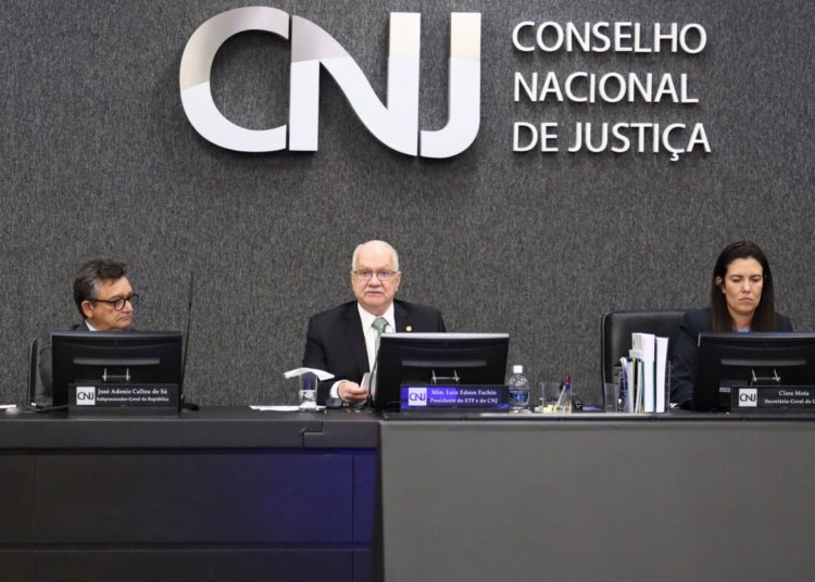 Fachin propõe regras contra conflito de interesses de juízes e monitoramento de parentes