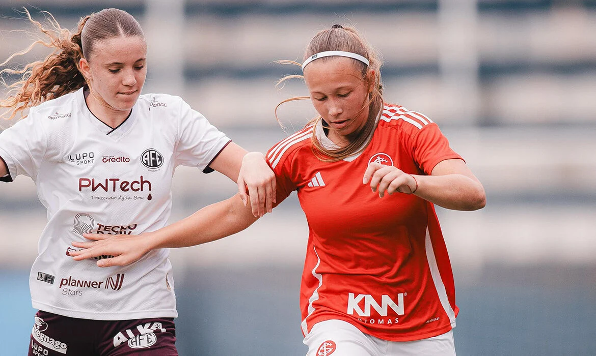Ferroviária garante o título do Brasileirão feminino sub-17 após vitória em Porto Alegre