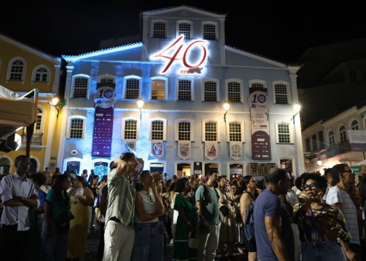 Flipelô atinge marca de 330 mil visitantes e consolida novo recorde histórico em Salvador