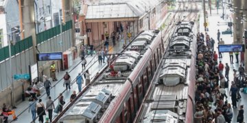 Greve na CPTM paralisa linhas 11, 12 e 13 após trabalhadores rejeitarem privatização