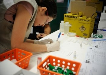 Hepatites virais no Brasil exigem novas estratégias de saúde pública para meta de 2030
