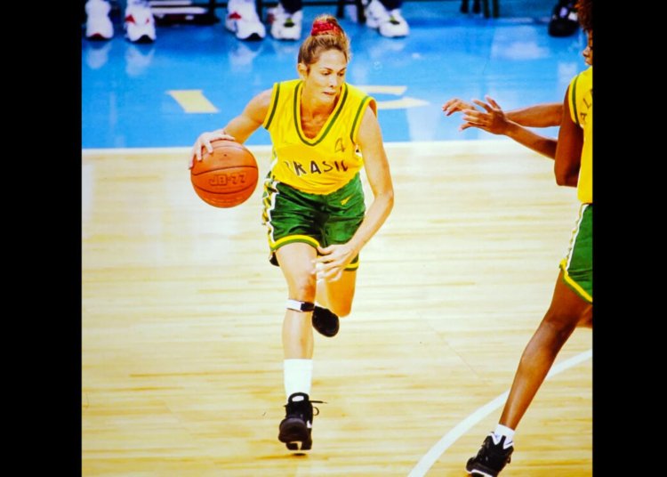 Hortência concorre ao título de maior atleta da história das Copas do Mundo de basquete