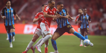 Internacional e Grêmio empatam sem gols no primeiro confronto das quartas da Copa do Brasil