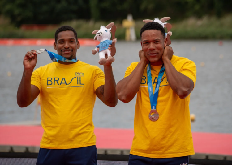 Jacky Godmann e Gabriel Nascimento garantem prata no Mundial de Canoagem em Samarcanda