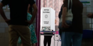 Justiça Eleitoral contabiliza mais de mil queixas por irregularidades no início da campanha