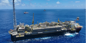 Justiça Federal suspende cobrança de 12% sobre exportação de petróleo