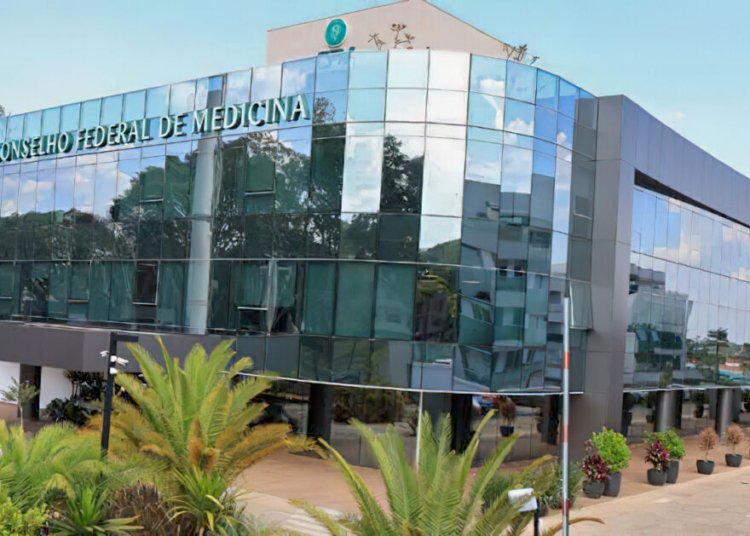 Justiça Federal suspende norma que autorizava dentistas a realizar harmonização facial