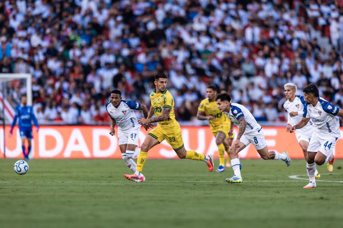 LDU elimina Mirassol nos pênaltis em Quito e avança para encarar o Palmeiras nas quartas