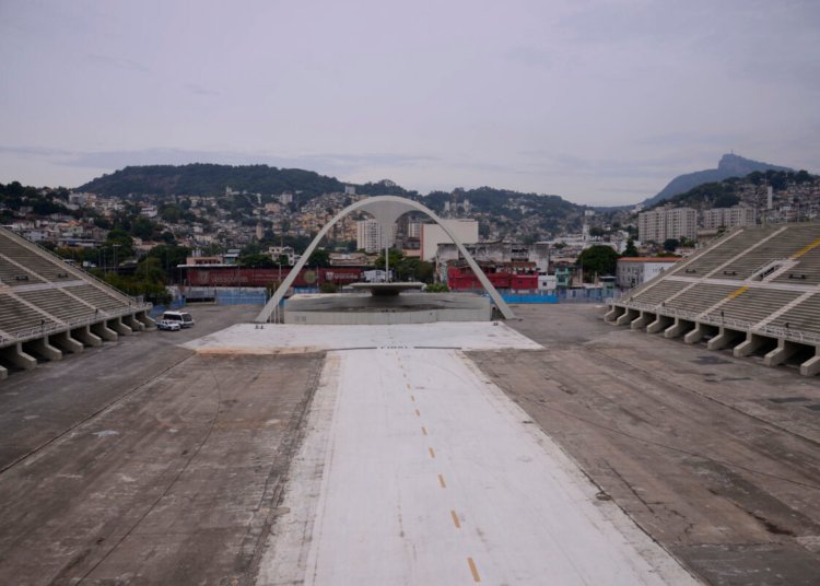 Liesa abre venda de arquibancadas e cadeiras individuais para o Carnaval 2027 na Sapucaí