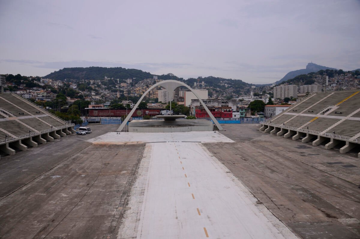 Liesa abre venda de arquibancadas e cadeiras individuais para o Carnaval 2027 na Sapucaí