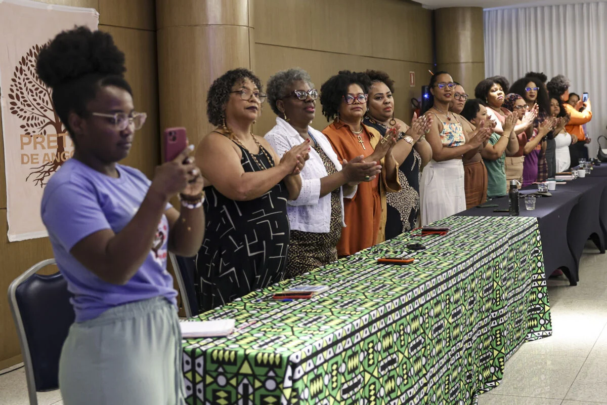 Mulheres negras lançam manifesto para 2026 contra o abismo de representação na política