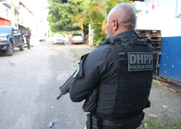 Operação da Polícia Civil da Bahia bloqueia R$ 38 milhões ligados ao tráfico de armas