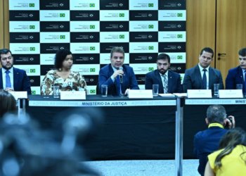 Operação desarticula rede que planejava ataques contra prédios públicos em Brasília