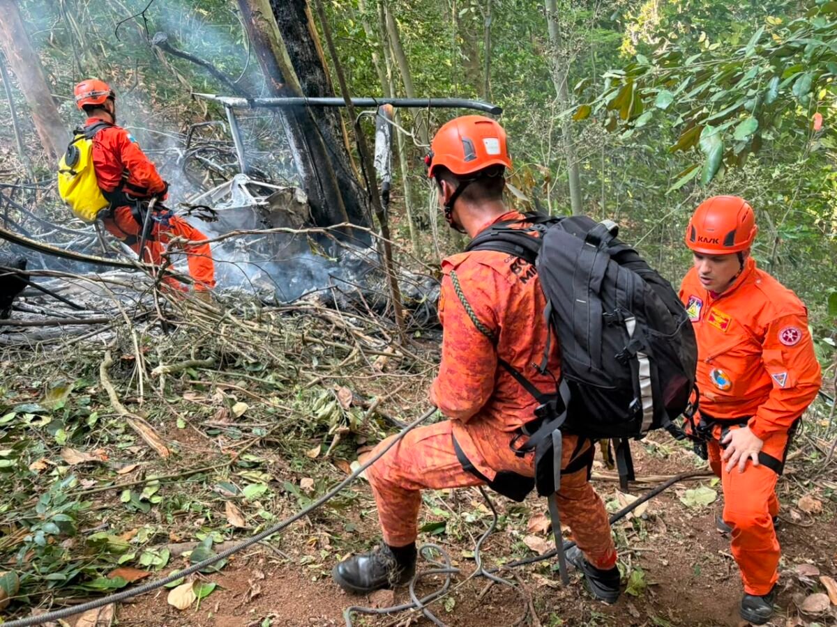 Queda de helicóptero no Parque Nacional da Tijuca deixa quatro mortos neste sábado