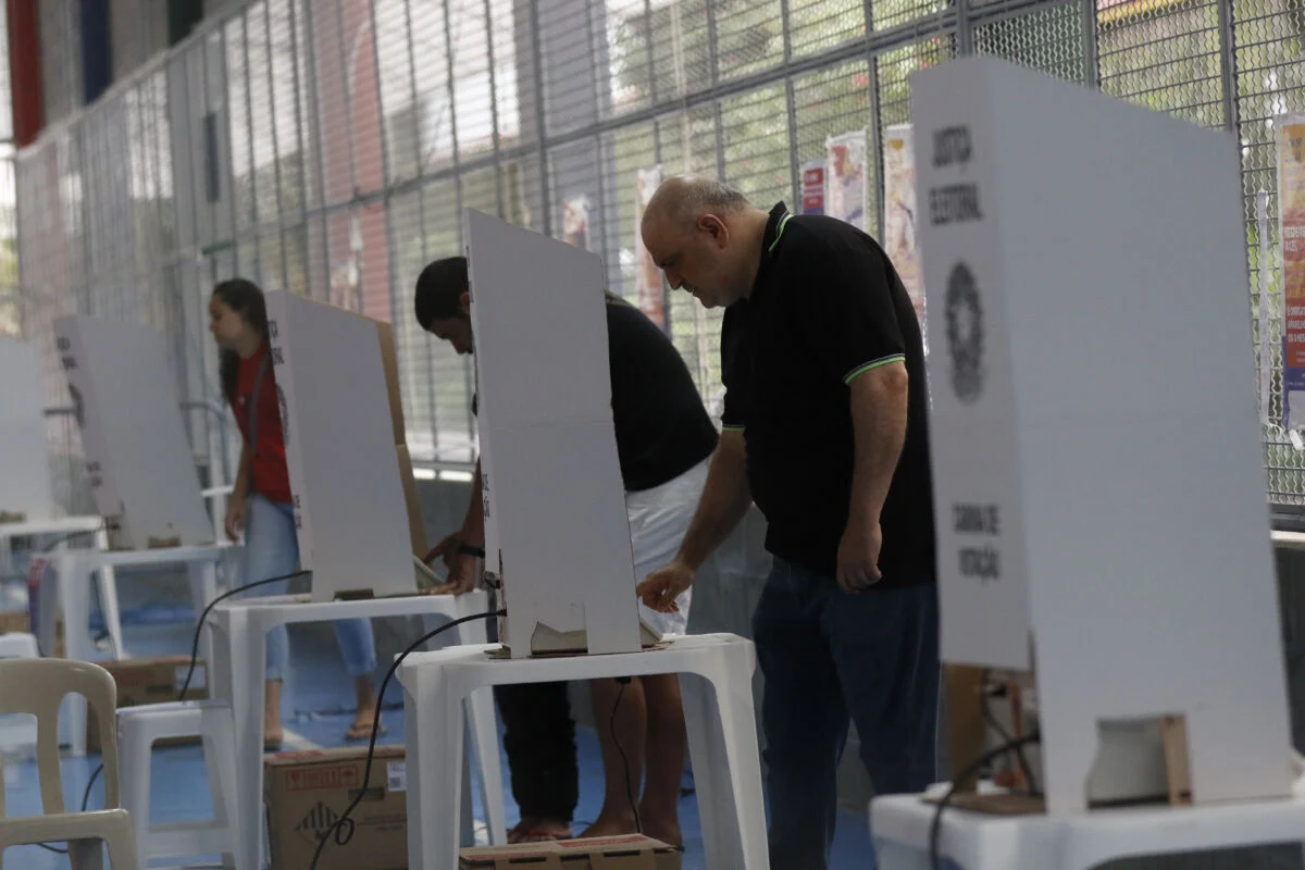 Regras para o primeiro turno das eleições 2026 definem o que é permitido nas urnas