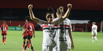 São Paulo assume a liderança do Brasileirão Feminino após vencer o Vitória fora de casa