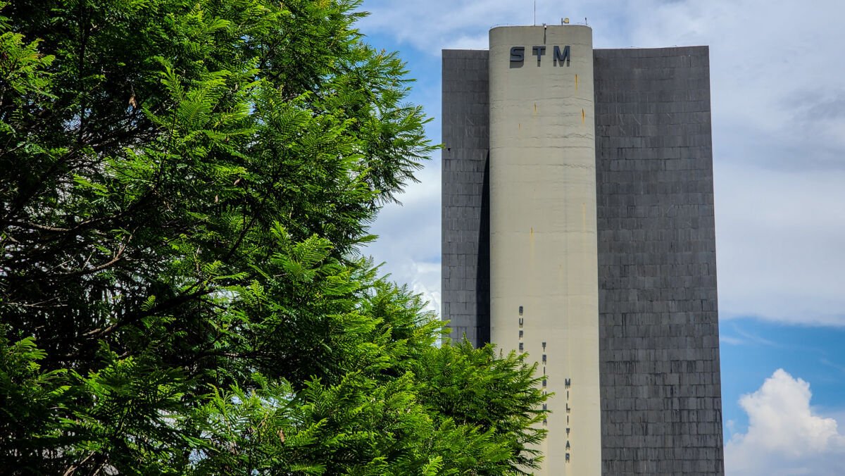 STM decreta perda de patente de segundo-tenente que transmitiu HIV de forma intencional