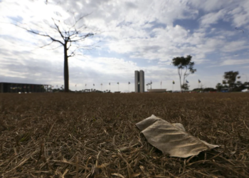 Sul enfrenta alerta para tempestades enquanto onda de calor castiga o restante do Brasil