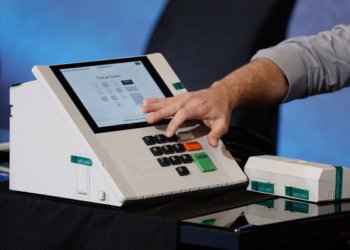 TSE reforça transparência e segurança do sistema de votação para o pleito de 2026