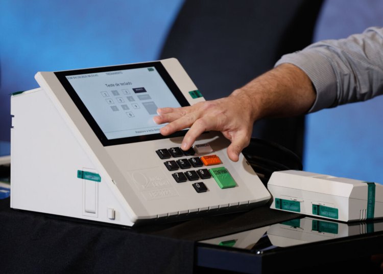 TSE reforça transparência e segurança do sistema de votação para o pleito de 2026