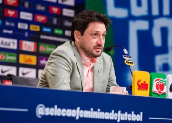 Arthur Elias chama 28 jogadoras para confrontos da seleção feminina diante da Argentina