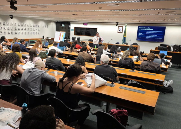 Brasília sedia congresso para discutir os rumos da comunicação pública no país