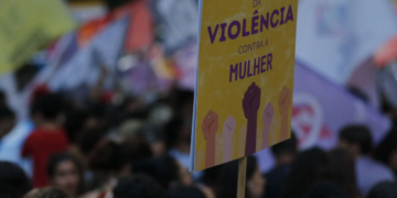 Capacitação de 7,5 mil agentes reforça protocolo de atendimento contra violência de gênero