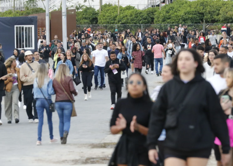 Consumidores ganham proteção contra cambismo digital e direito à água em grandes eventos