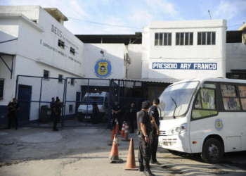 Custos do sistema prisional brasileiro recaem sobre o orçamento das famílias de detentos